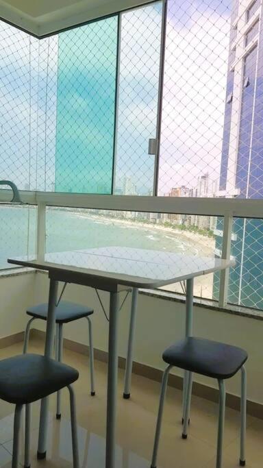 Piscina A Beira-Mar, Tranquilidade E Qualidade No Melhor De Bc Balneário Camboriú 외부 사진