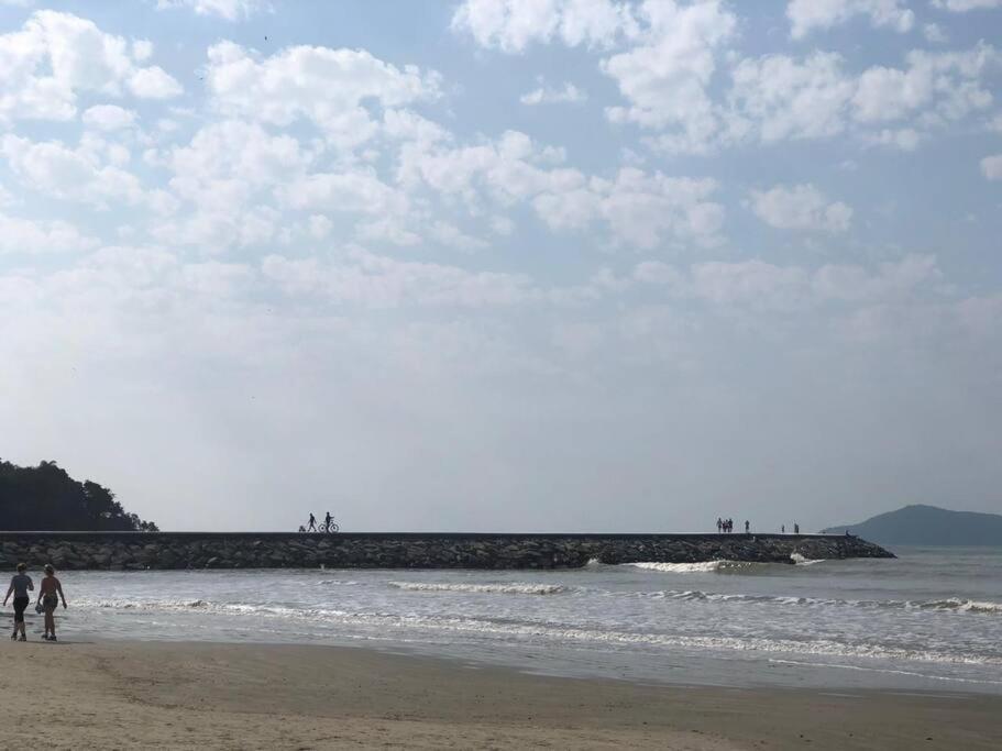 Piscina A Beira-Mar, Tranquilidade E Qualidade No Melhor De Bc Balneário Camboriú 외부 사진