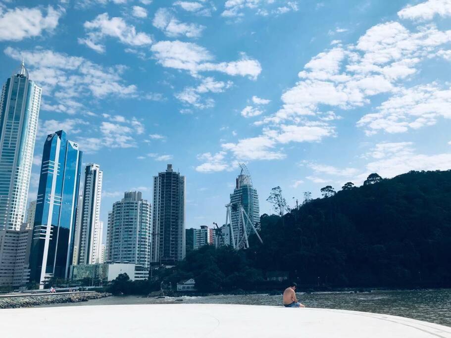 Piscina A Beira-Mar, Tranquilidade E Qualidade No Melhor De Bc Balneário Camboriú 외부 사진