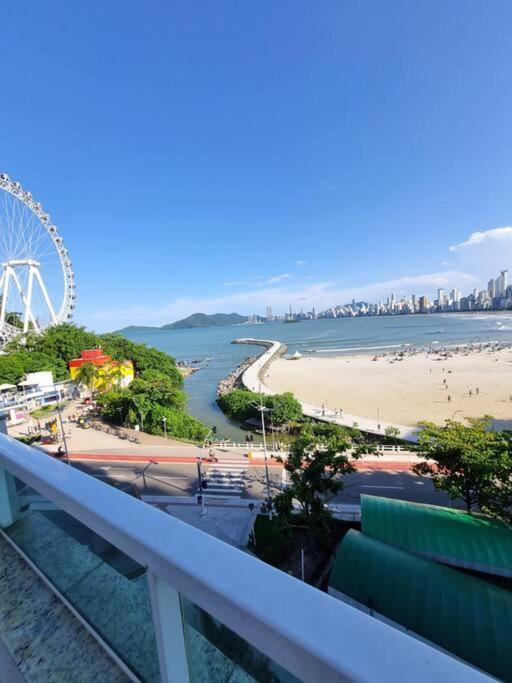 Piscina A Beira-Mar, Tranquilidade E Qualidade No Melhor De Bc Balneário Camboriú 외부 사진